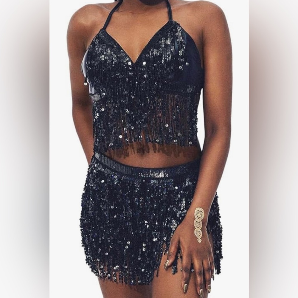 Black sparkly outfit